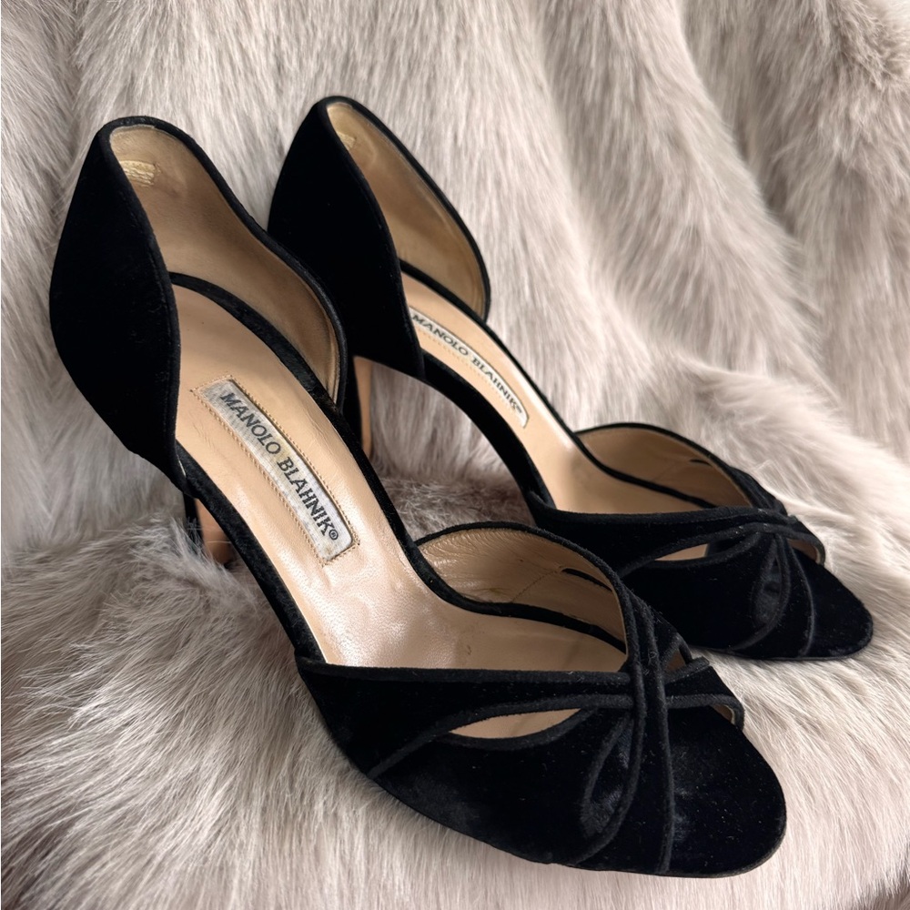 Vintage black velvet MANOLO BLAHNIK